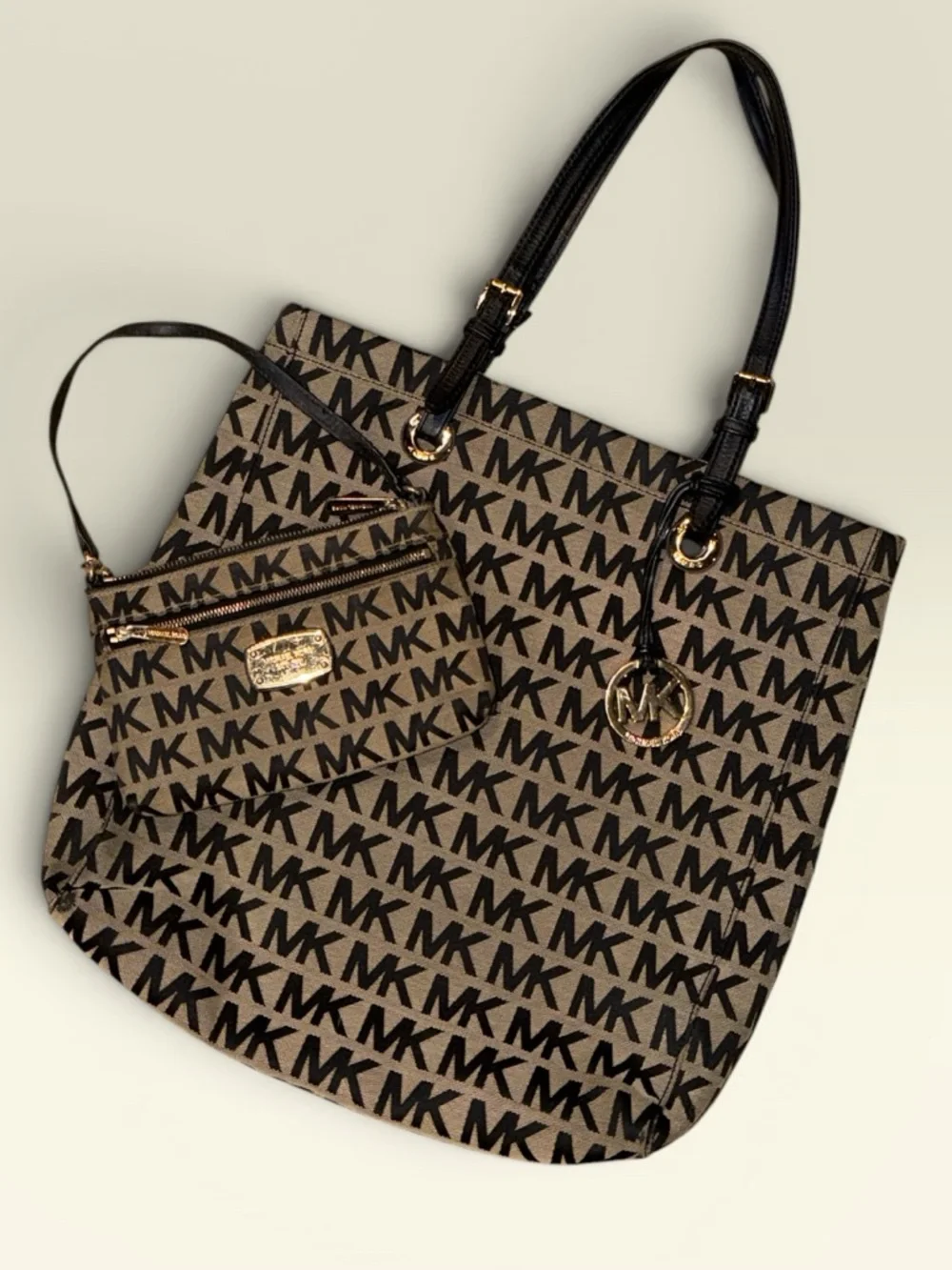 Michael Kors Black Logo & Beige/Tan Tote with Gold Accent and Matching Wristlet - Picture 1 of 16